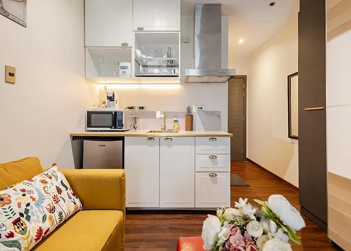 Opulent Knightsbridge Residences 5*