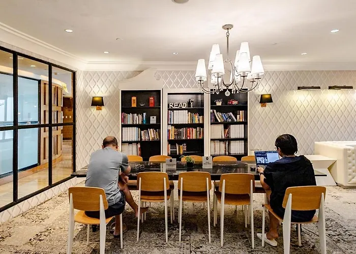 Opulent Knightsbridge Residences Апарт-отель 5*