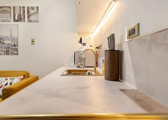 Апарт-отель Opulent Knightsbridge Residences