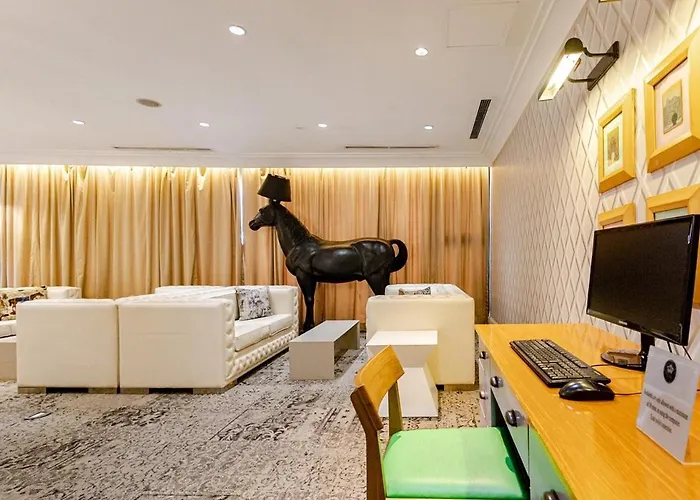 Opulent Knightsbridge Residences Манила
